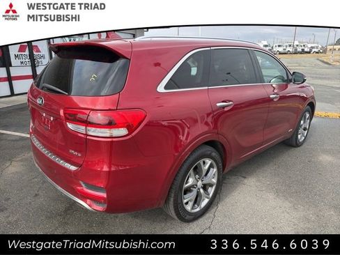 Used 2018 Kia Sorento SX image 10