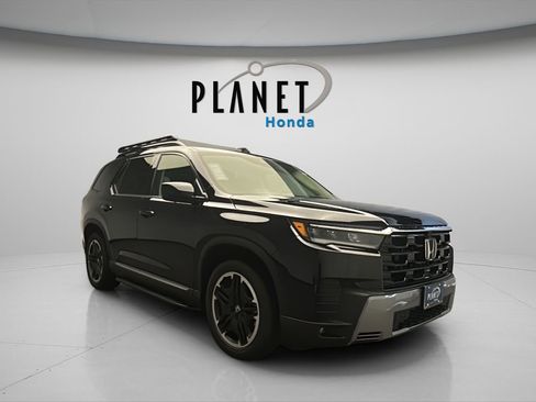 New 2026 Honda Pilot Touring image 1