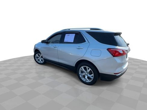 Used 2020 Chevrolet Equinox Premier AWD/4WD image 6