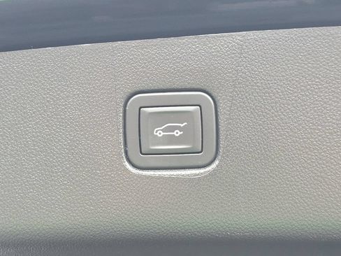 Used 2025 Chevrolet Blazer RS AWD/4WD image 15