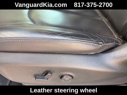 Used 2019 Chrysler Pacifica Touring-L FWD image 15