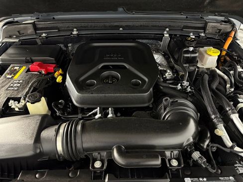 Used 2025 Jeep Wrangler Unlimited Rubicon 4xe w/ Convenience Group image 34