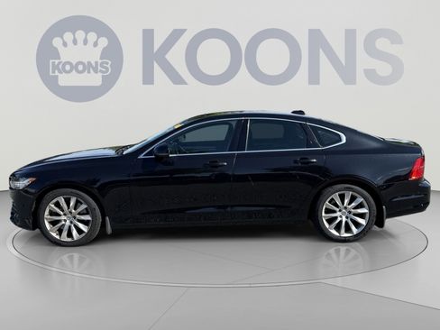Used 2017 Volvo S90 T6 Momentum w/ Vision Package AWD/4WD image 2