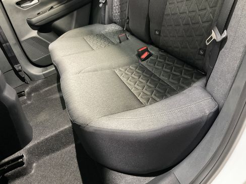 Used 2026 Nissan Kicks SV w/ SV Premium Package image 35