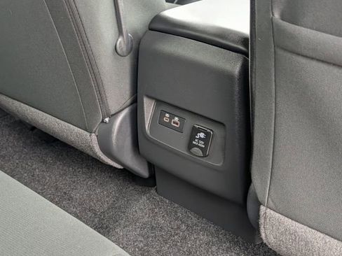 Used 2024 Nissan Frontier Pro-X w/ Pro Convenience Package RWD image 30