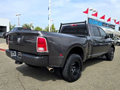 Used 2015 RAM 3500 Laramie Longhorn image 4