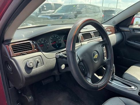 Used 2013 Chevrolet Impala LTZ FWD image 9