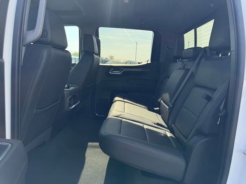 Used 2023 Chevrolet Silverado 1500 LTZ w/ LTZ Convenience Package II AWD/4WD image 17