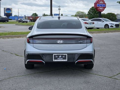 New 2026 Hyundai Sonata SEL FWD image 6