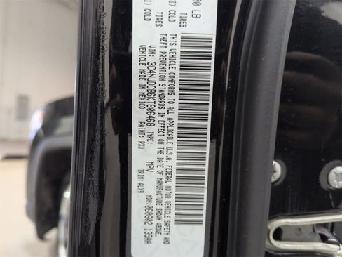 Used 2019 Jeep Compass Limited image 35