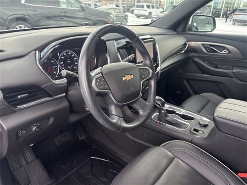 Certified 2022 Chevrolet Traverse Premier w/ LPO, Floor Liner Package image 10