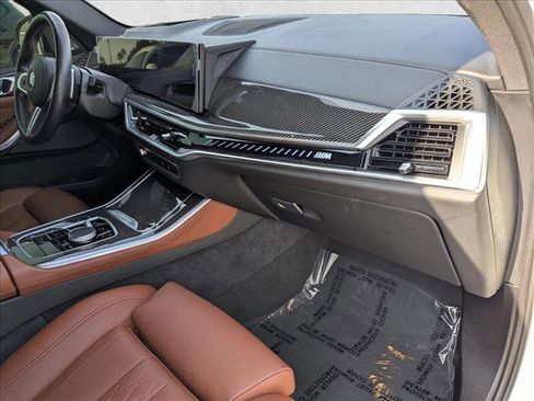 Used 2024 BMW X5 M60i w/ Climate Comfort Package image 24