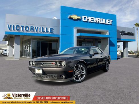 Used 2022 Dodge Challenger R/T w/ Driver Convenience Group image 1