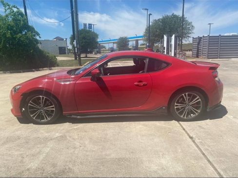 Used 2015 Subaru BRZ Limited image 2