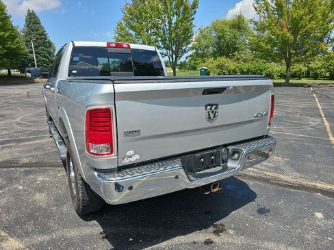 Used 2015 RAM 2500 Laramie AWD/4WD image 3