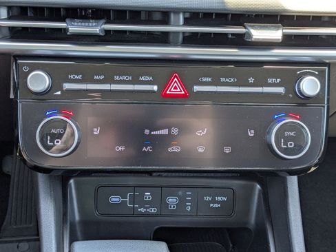 Certified 2025 Hyundai Tucson SEL AWD/4WD image 26