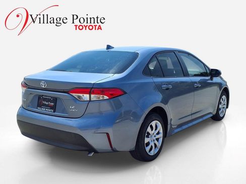 Used 2026 Toyota Corolla LE FWD image 5