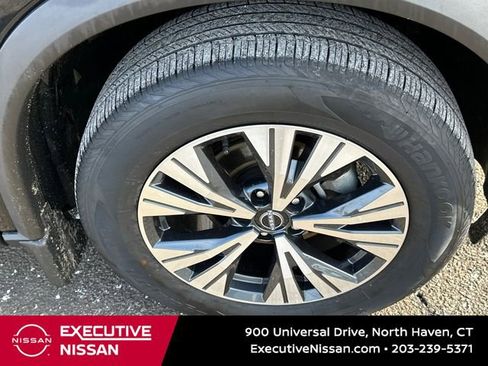 Certified 2023 Nissan Rogue SV w/ SV Premium B Package image 7