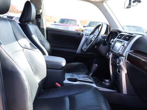 Used 2017 Toyota 4Runner Limited image 15