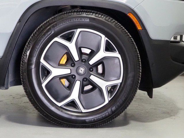 Used 2022 Rivian R1T AWD Adventure Quad image 59