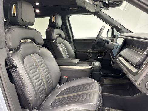 Used 2023 Rivian R1T Adventure image 23