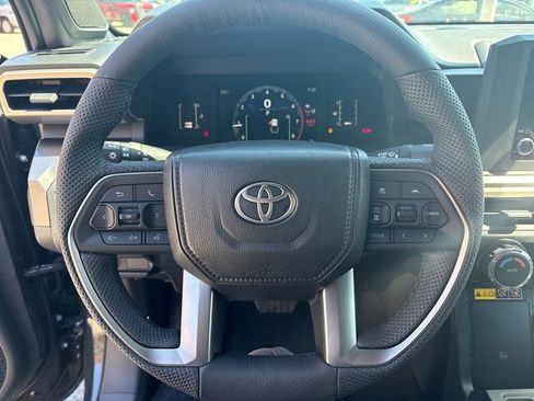 New 2026 Toyota Tacoma SR5 AWD/4WD image 17