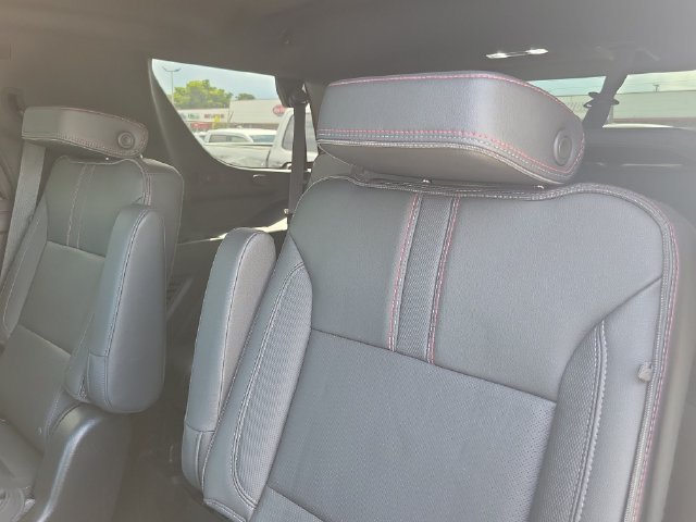 Used 2022 Chevrolet Tahoe RST w/ Luxury Package AWD/4WD image 10