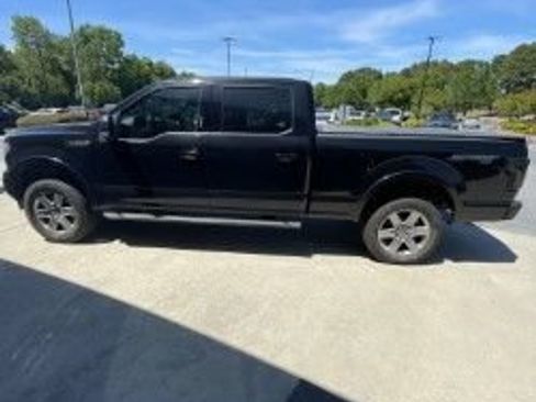 Used 2019 Ford F150 XLT w/ Equipment Group 302A Luxury AWD/4WD image 29