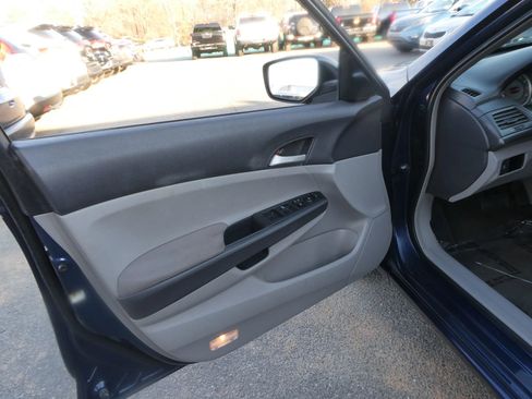 Used 2009 Honda Accord LX image 11