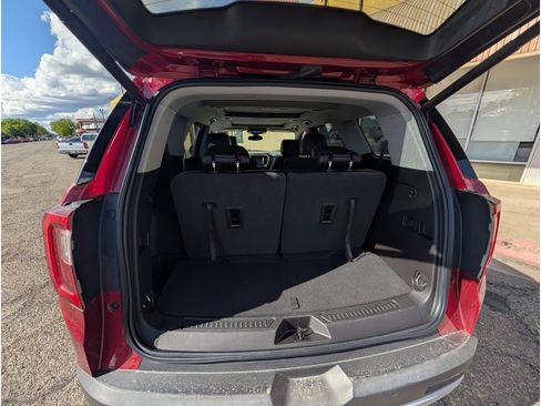 Used 2020 GMC Acadia SLT w/ Trailering Package AWD/4WD image 9