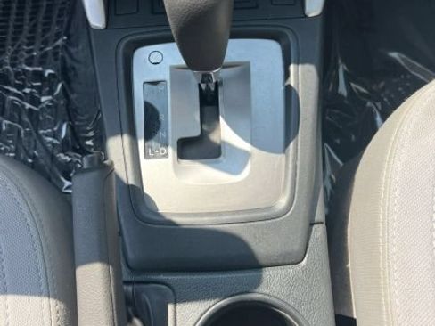 Used 2015 Subaru Forester 2.5i w/ Alloy Wheel Package AWD/4WD image 22