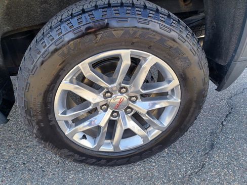 Used 2021 GMC Sierra 1500 SLT w/ SLT Premium Plus Package image 23