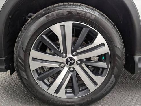 Used 2024 Mitsubishi Outlander Sport SE AWD/4WD image 29