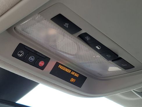 Used 2019 Chevrolet Cruze LT image 21