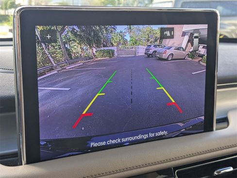 Used 2024 Lincoln Aviator AWD w/ Premium Package image 18