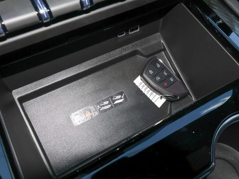 New 2026 GMC Yukon AT4 w/ AT4 Premium Plus Package AWD/4WD image 29