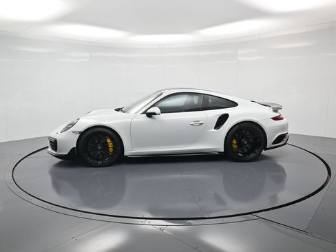 Used 2017 Porsche 911 Turbo S AWD/4WD image 2