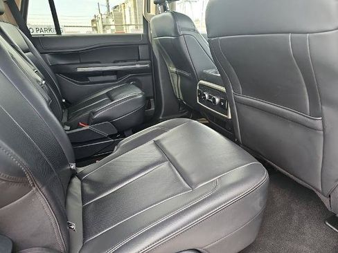 Certified 2024 Ford Expedition XLT AWD/4WD image 11