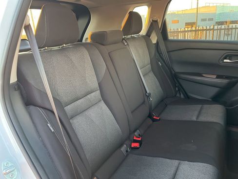 Used 2024 Nissan Rogue SV image 25