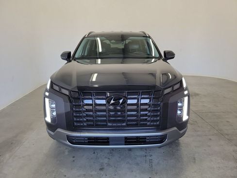 Used 2025 Hyundai Palisade SEL FWD image 2