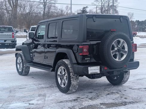 Used 2021 Jeep Wrangler Unlimited Sahara image 6