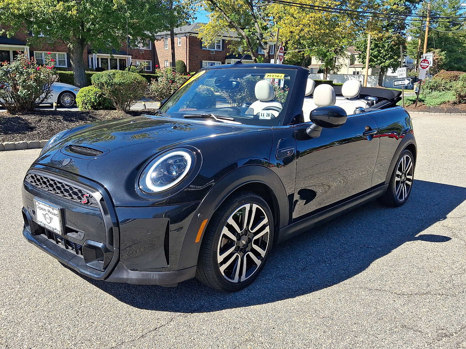 Used 2024 MINI Cooper S FWD image 3