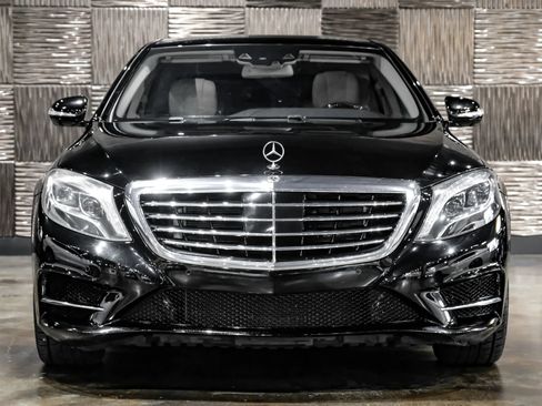 Used 2016 Mercedes-Benz S 550 Sedan image 8