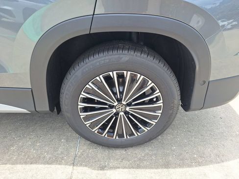 New 2026 Volkswagen Tiguan S FWD image 24