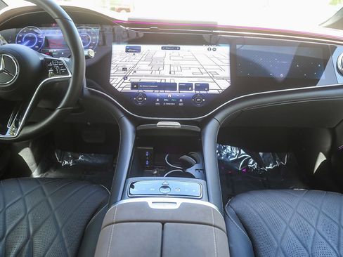 Certified 2023 Mercedes-Benz EQS 580 4MATIC Sedan image 10