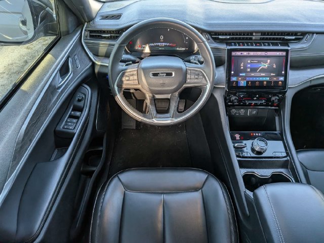 Used 2024 Jeep Grand Cherokee Limited 4xe AWD/4WD image 13