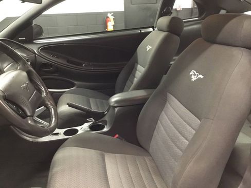 Used 2002 Ford Mustang GT image 28