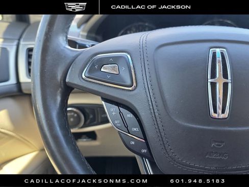 Used 2017 Lincoln MKZ Premiere image 13