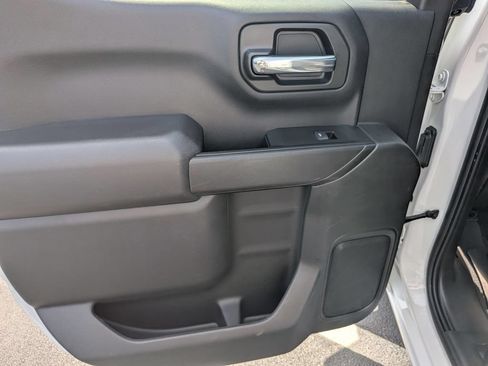 Used 2022 Chevrolet Silverado 1500 Custom RWD image 22