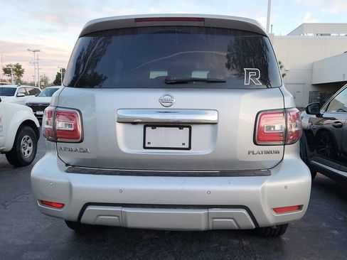 Used 2017 Nissan Armada Platinum w/ Interior Lighting Package AWD/4WD image 4